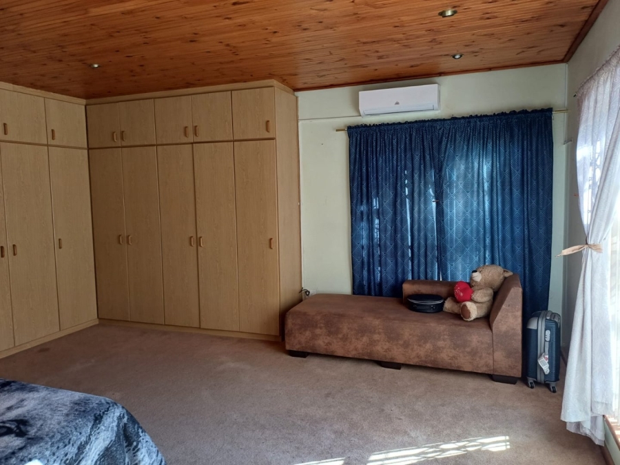 4 Bedroom Property for Sale in Prince Alfred Hamlet Western Cape